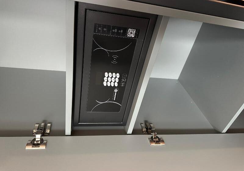 Ozo Hotels Antares Airport