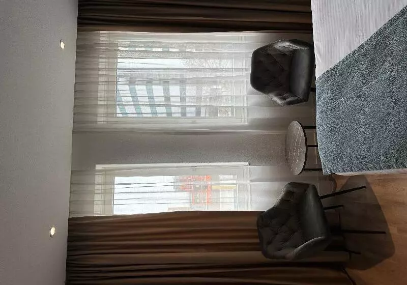 Ozo Hotels Antares Airport