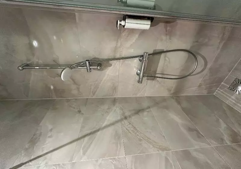 Ozo Hotels Antares Airport