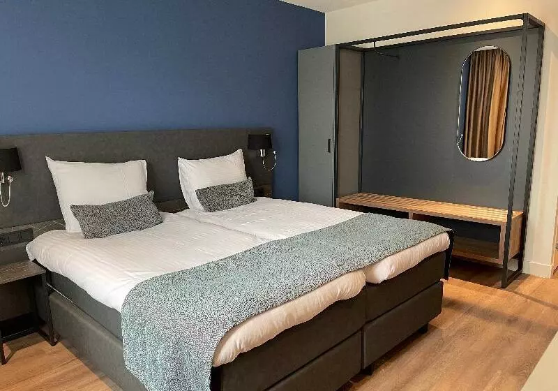 Ozo Hotels Antares Airport