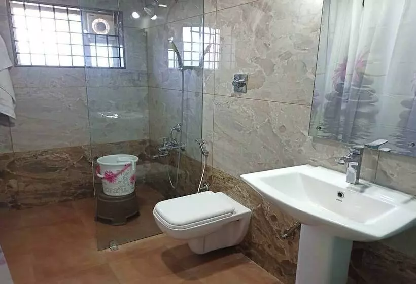 Hotelli Dundi Mango Mist Resort