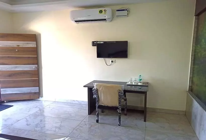 Hotelli Dundi Mango Mist Resort