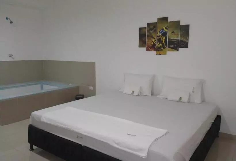 Hotelli El Refugio Doradal