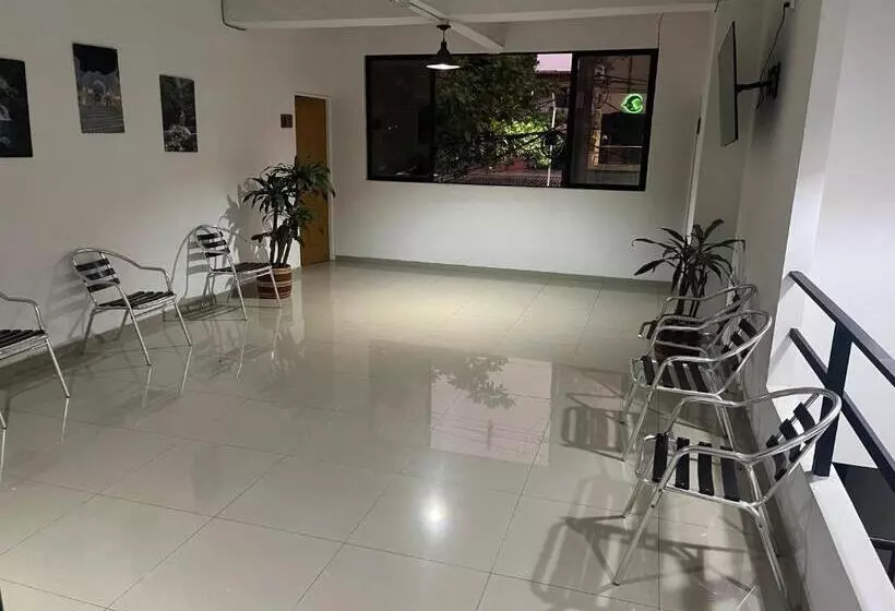 Hotelli El Refugio Doradal