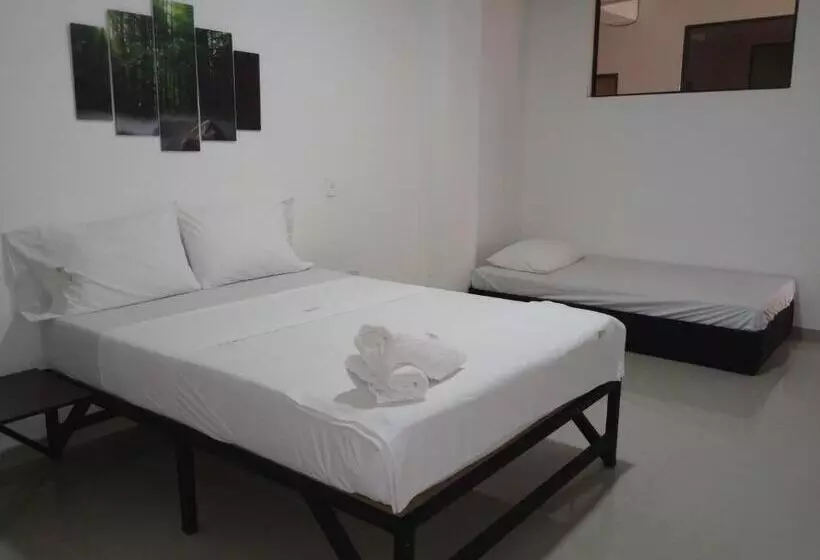 Hotelli El Refugio Doradal