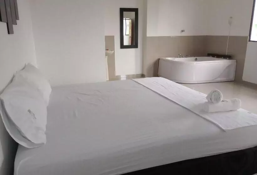 Hotelli El Refugio Doradal