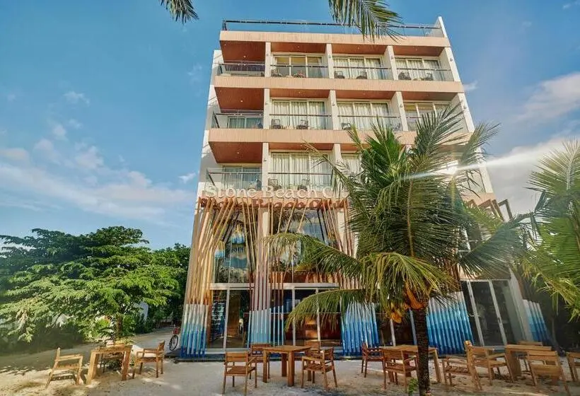 هتل Stone Beach Club