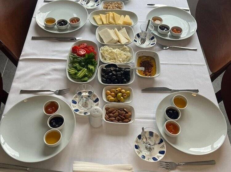 فندق Troya Park House