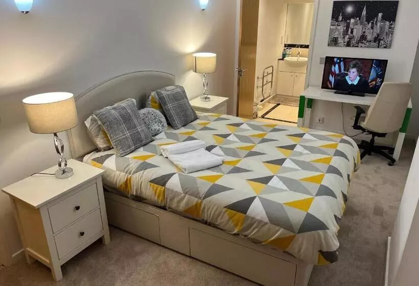 ペンション Ensuite Room In Royal Victoria Excel O2 Arena London