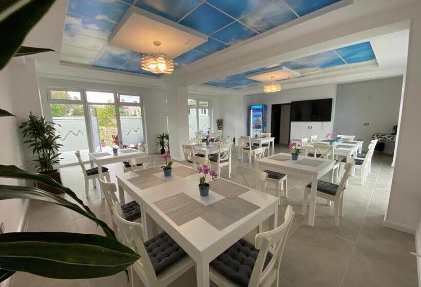 Hotel Pensiunea Mara