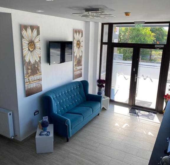 Hotel Pensiunea Mara