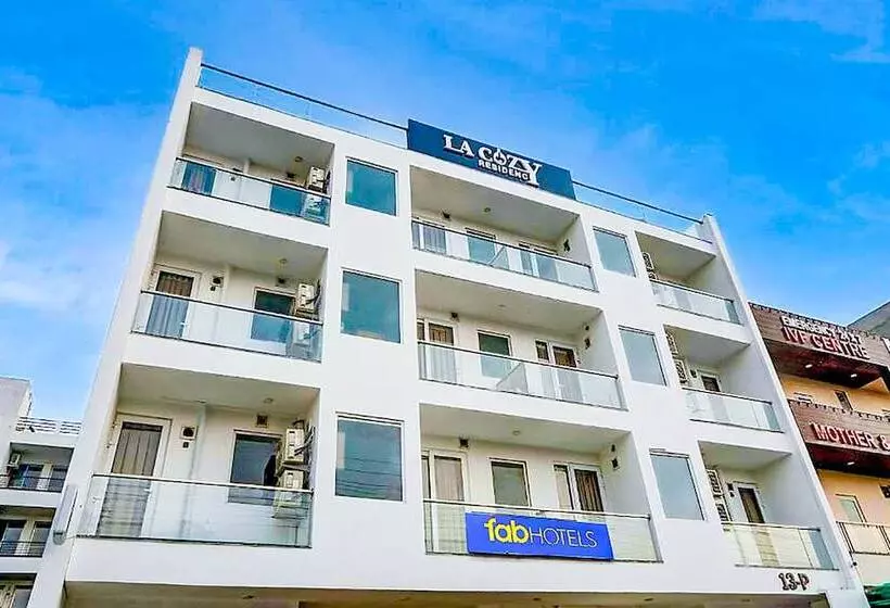 Fabhotel La Cozy Residency