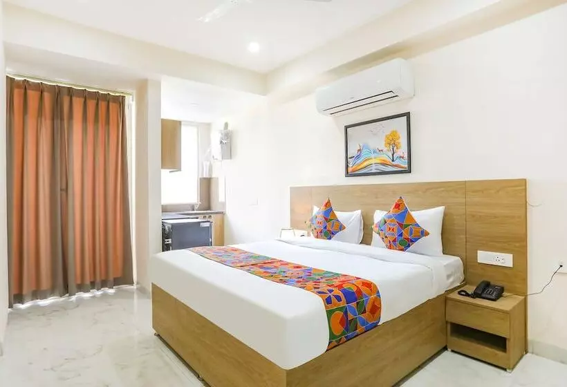 Fabhotel La Cozy Residency