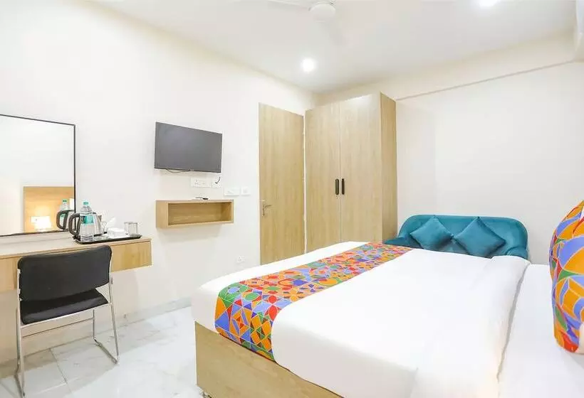 Fabhotel La Cozy Residency