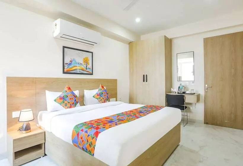 Fabhotel La Cozy Residency