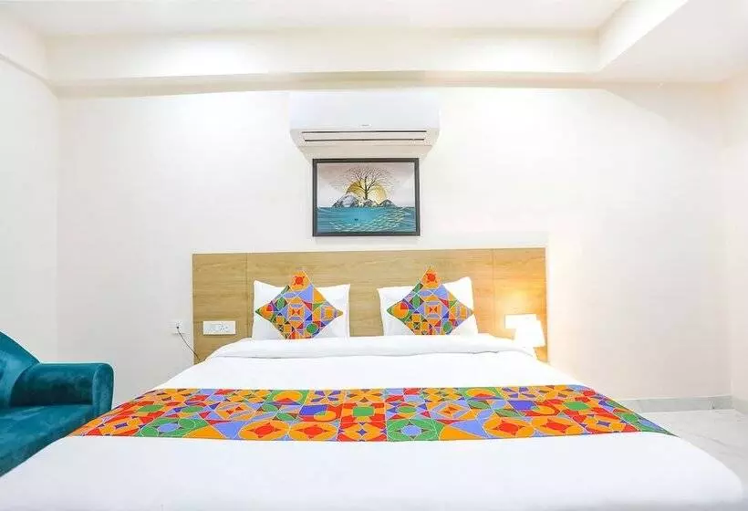 Fabhotel La Cozy Residency