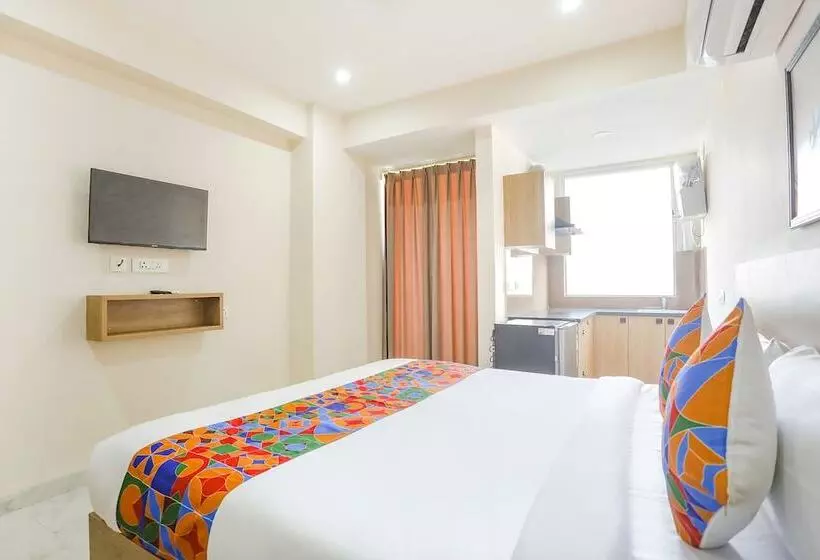 Fabhotel La Cozy Residency