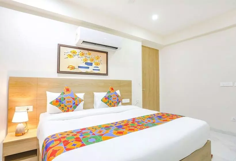 Fabhotel La Cozy Residency