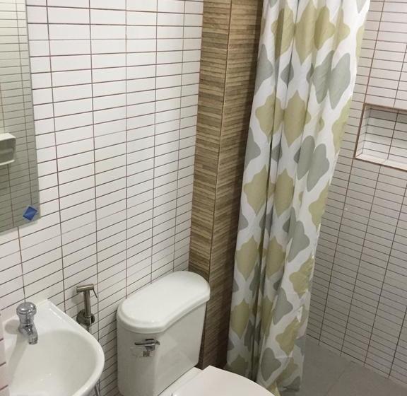 1 River Central Hostel