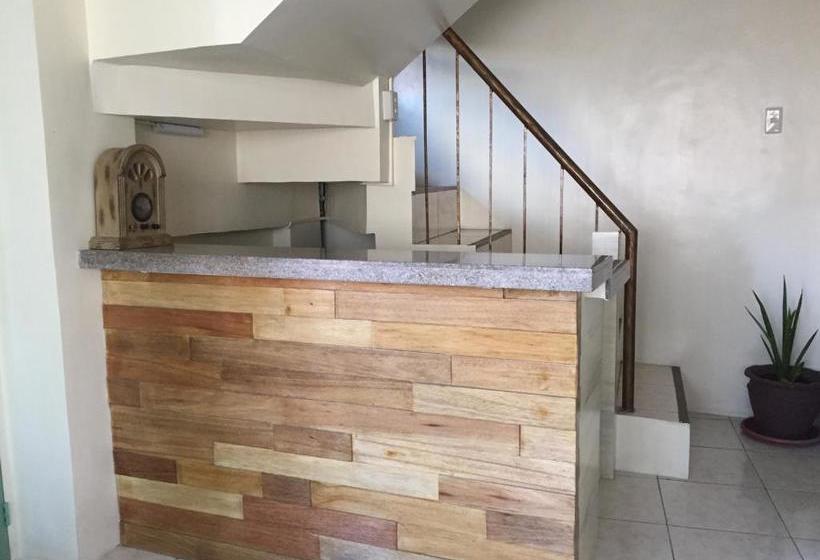 1 River Central Hostel