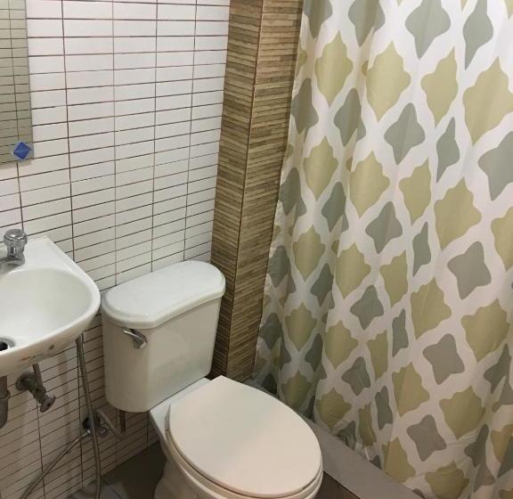 1 River Central Hostel