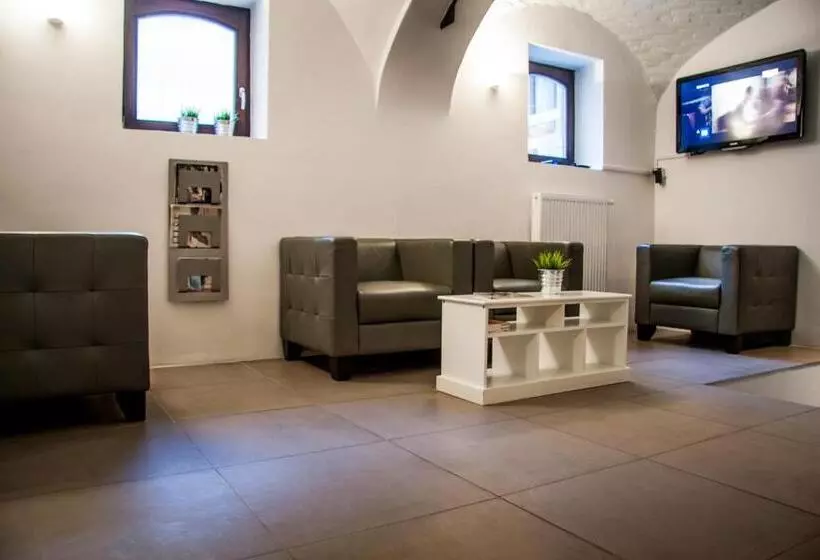 هاستل 4rooms