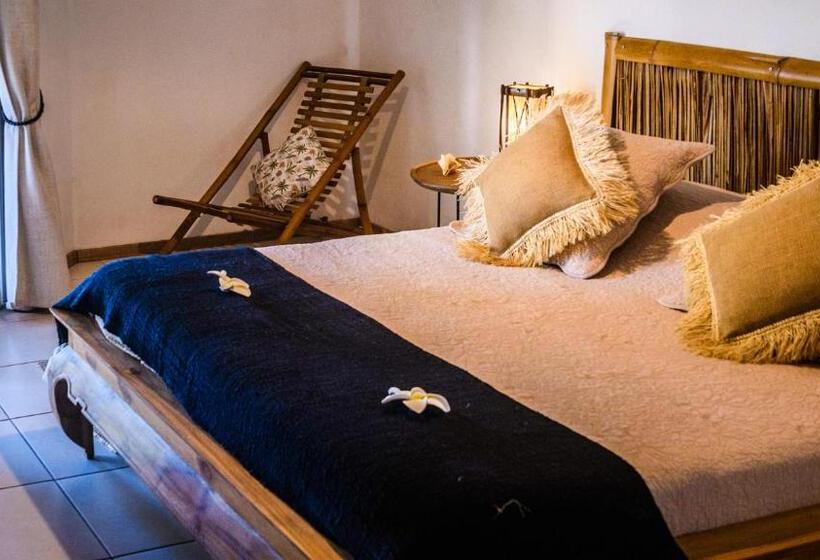 تختخواب و صبحانه La Villa Zen