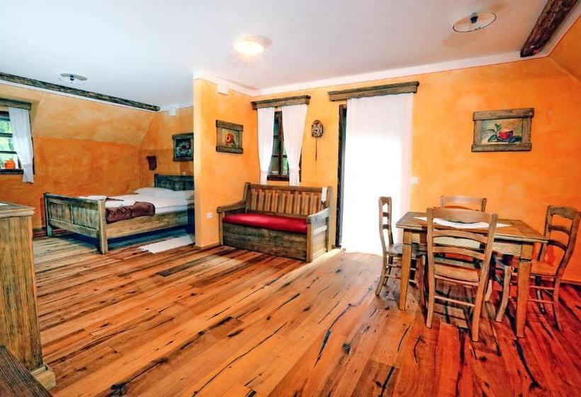 تختخواب و صبحانه Pomona Relaxing Nature Guest House