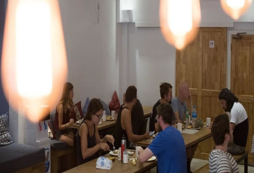 Hostel 9