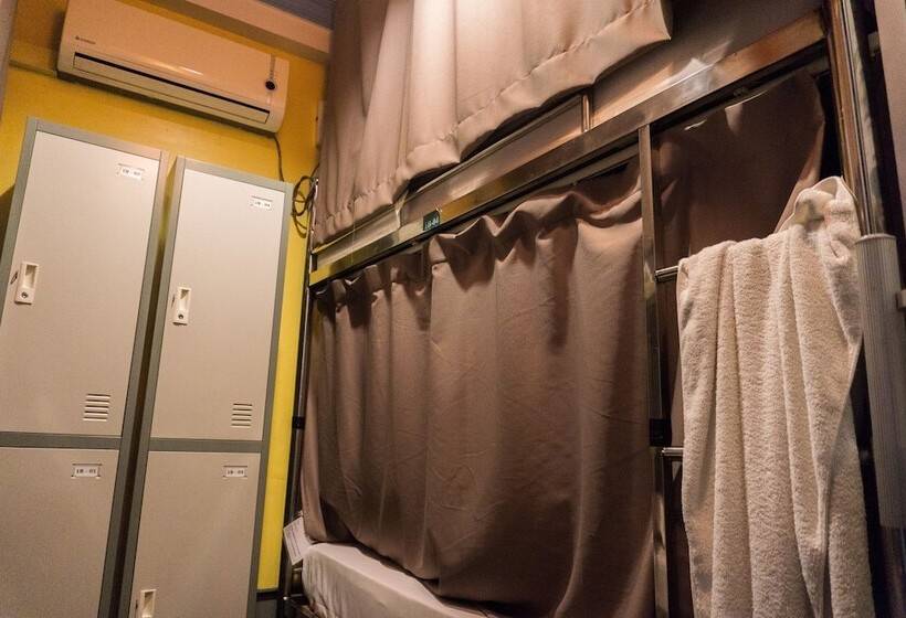 Hostel 9