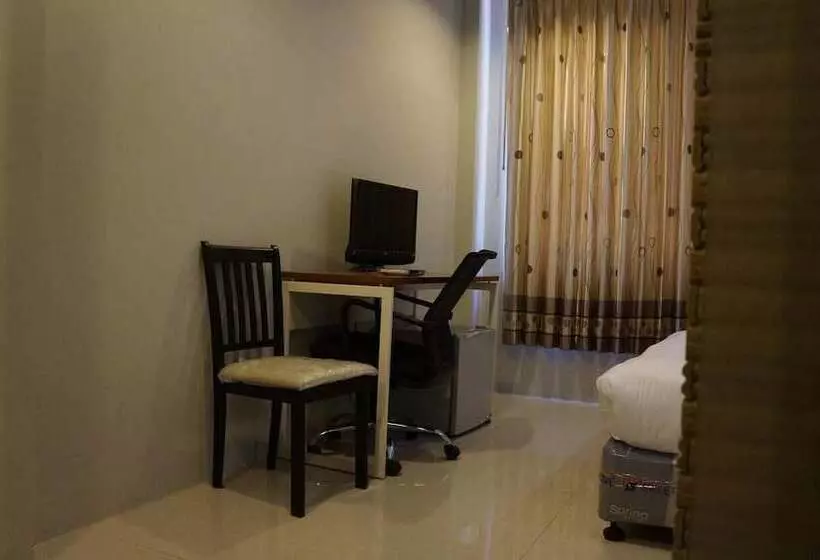 هتل Highland Lodge