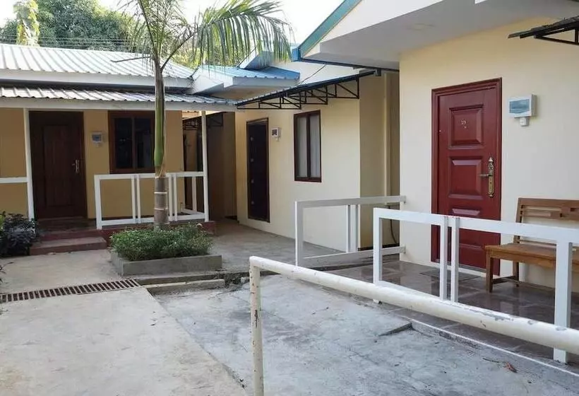 هتل Highland Lodge