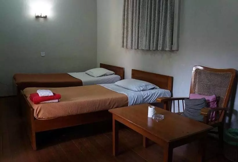 هتل Highland Lodge