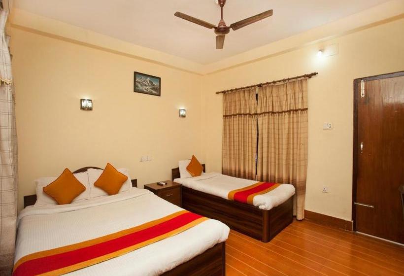 هتل Spot On 481 Motherland Resort