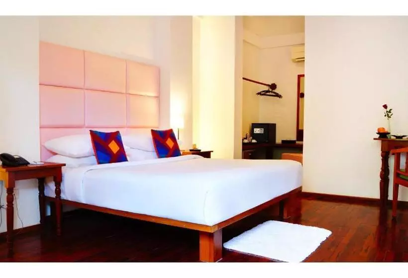 Hotel Oasis