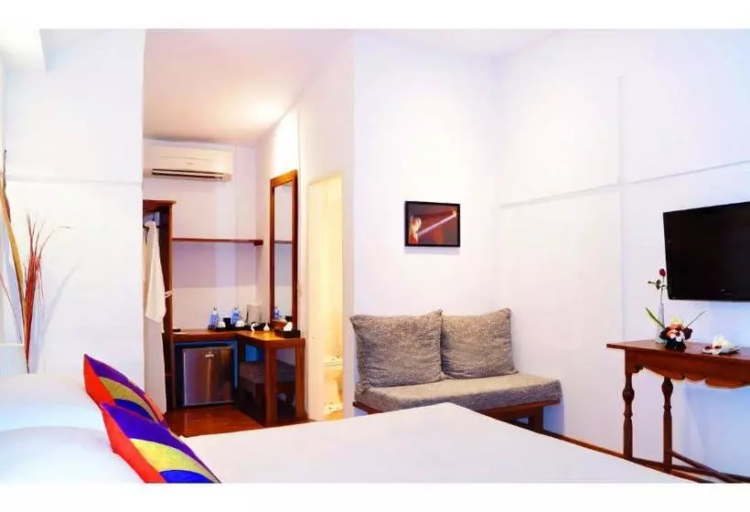 Hotel Oasis
