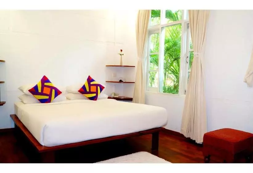 Hotel Oasis