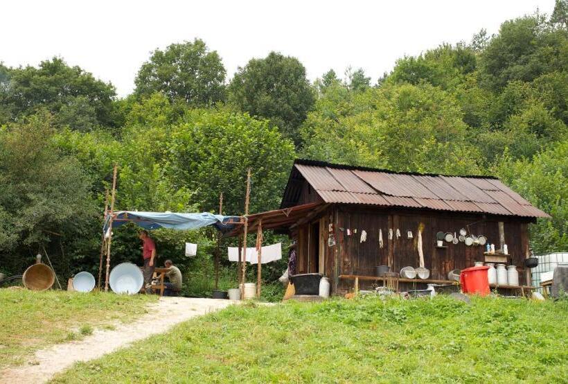 בית מלון כפרי Polianka