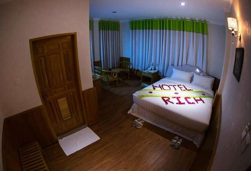 هتل Rich