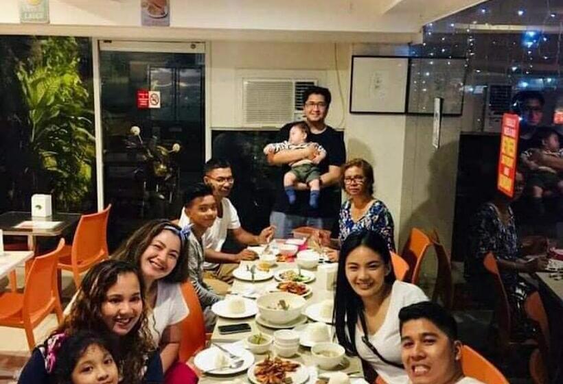 Stone House Hotel Pasay