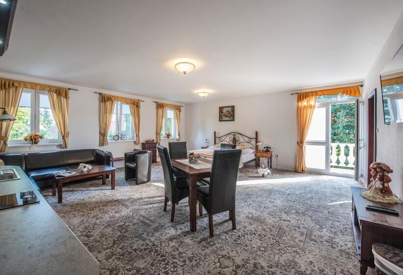 בית מלון כפרי Svatojansky Kastiel