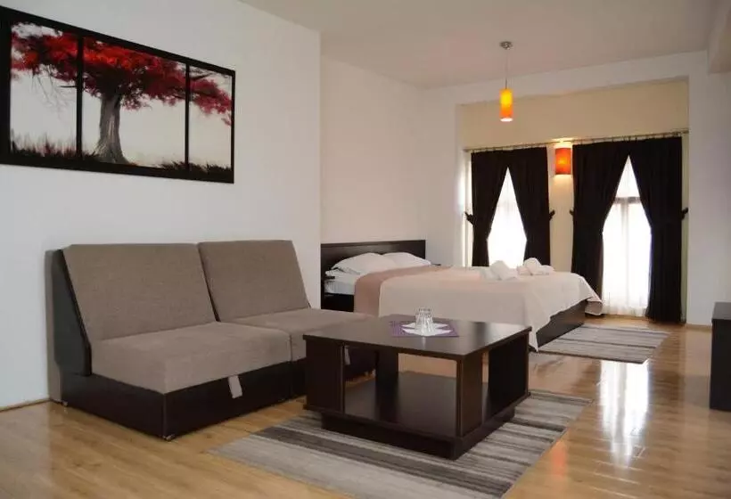 Hotel Treff