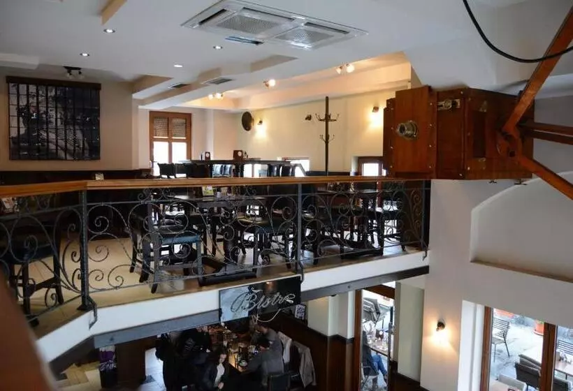 Hotel Treff