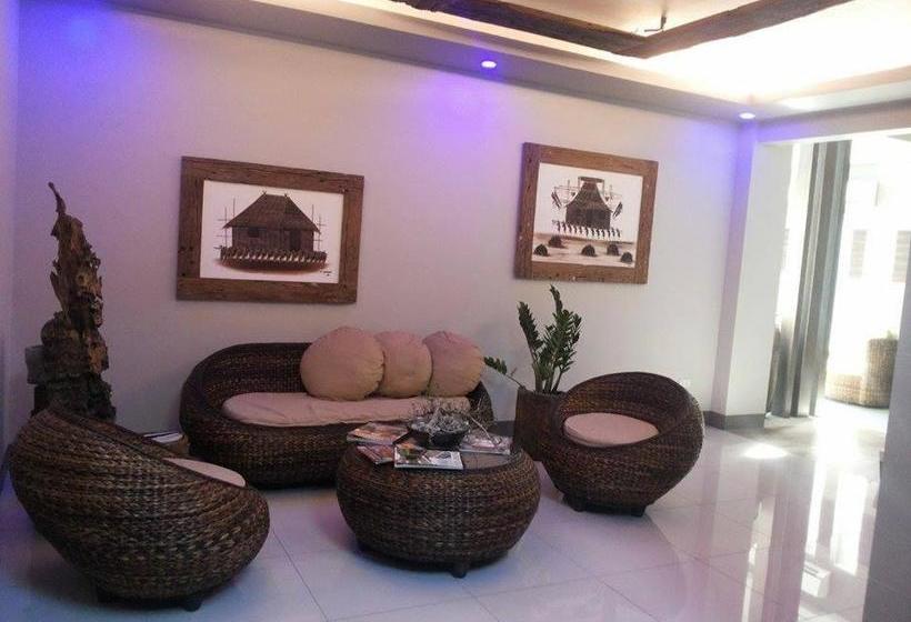 호텔 La Jenns And Resto Grill