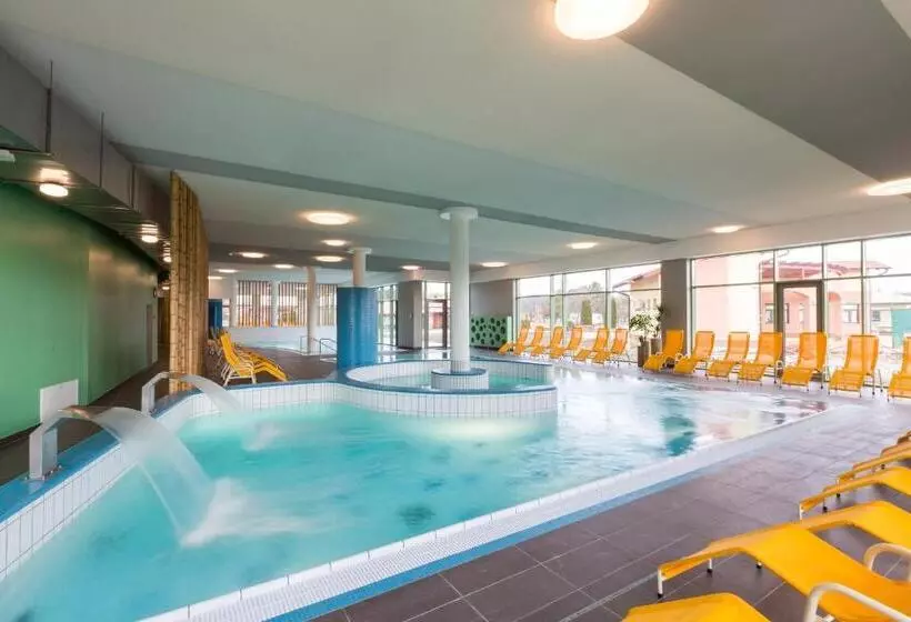 リゾートホテル Wellness Hotel Thermal
