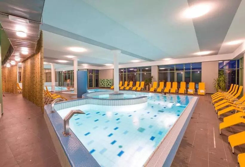 リゾートホテル Wellness Hotel Thermal