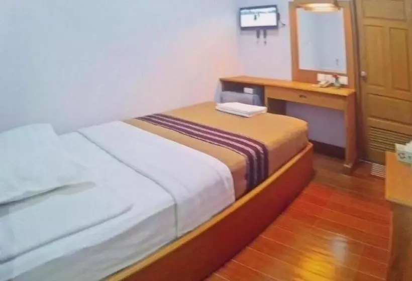 Wut Hmon Thit Motel
