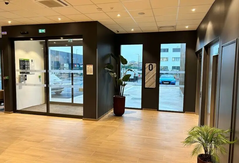 B&b Hotel Cergy Saint Christophe Gare