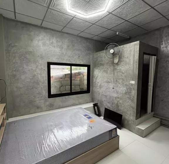 پانسیون Green Dreams Guesthouse