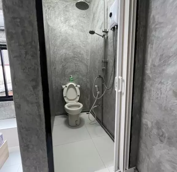 پانسیون Green Dreams Guesthouse